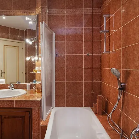 La Finestra Sul Cortile Di Via Roma By Wonderful Italy Apartment *